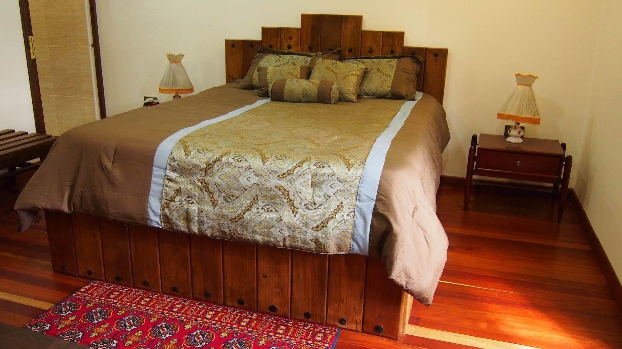 Bogota Bed & Breakfast Inn Extérieur photo
