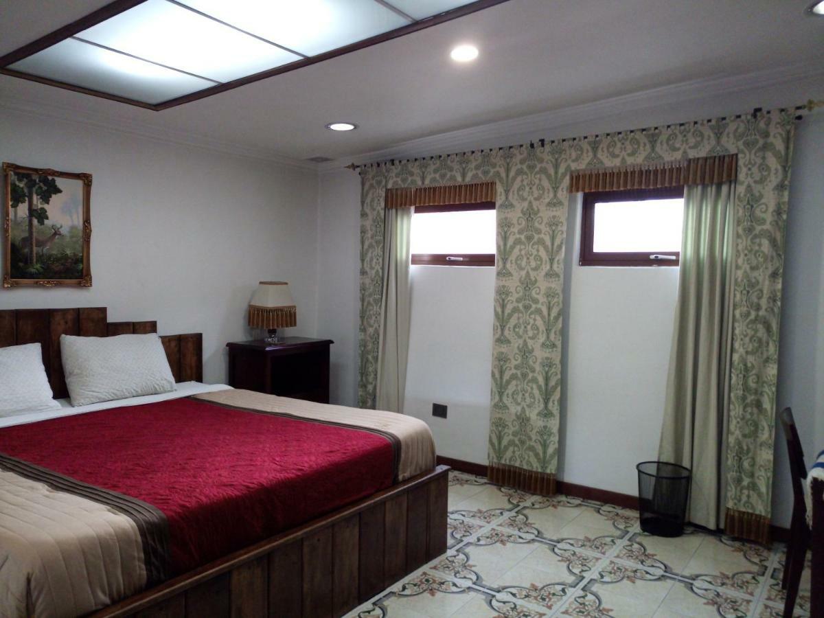 Bogota Bed & Breakfast Inn Extérieur photo